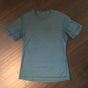 Lululemon 5 Year basic tee